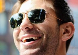 Sluneční brýle chrání náš zrak před UV zářením. Na jejich ceně nezáleží